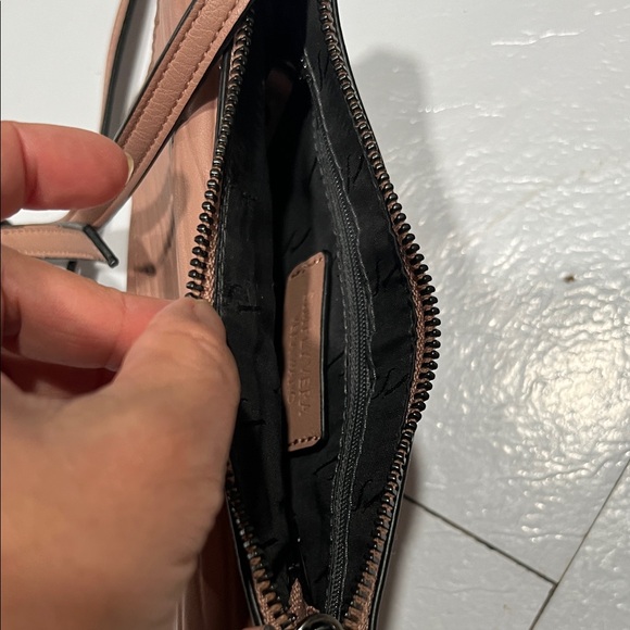 Simply Vera Vera Wang Blush Crossbody Bag - Picture 5 of 8